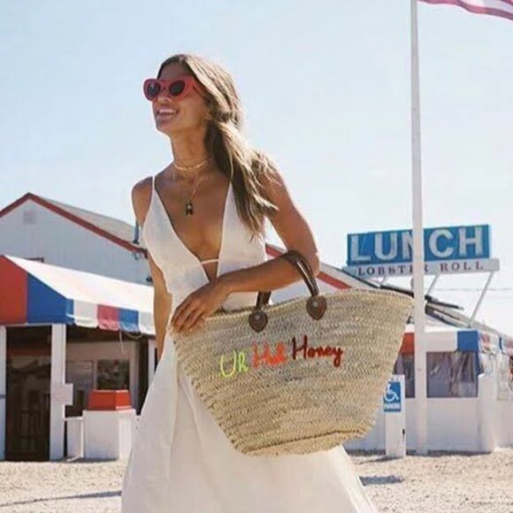 POOLSIDE Woven Beach Bag with Leather Cheetah Print Handle - Picture 7 of 7